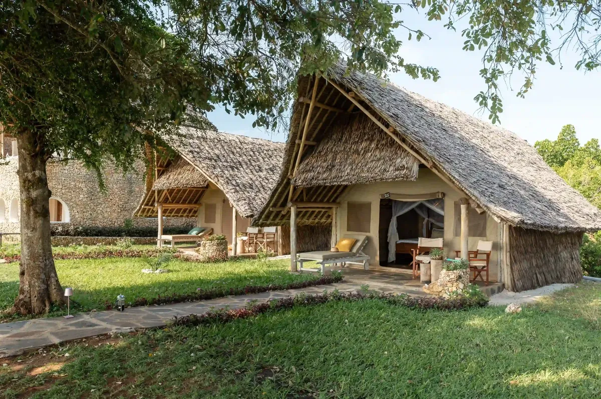 Makuti Classic bungalow at Mwazaro Beach Lodge