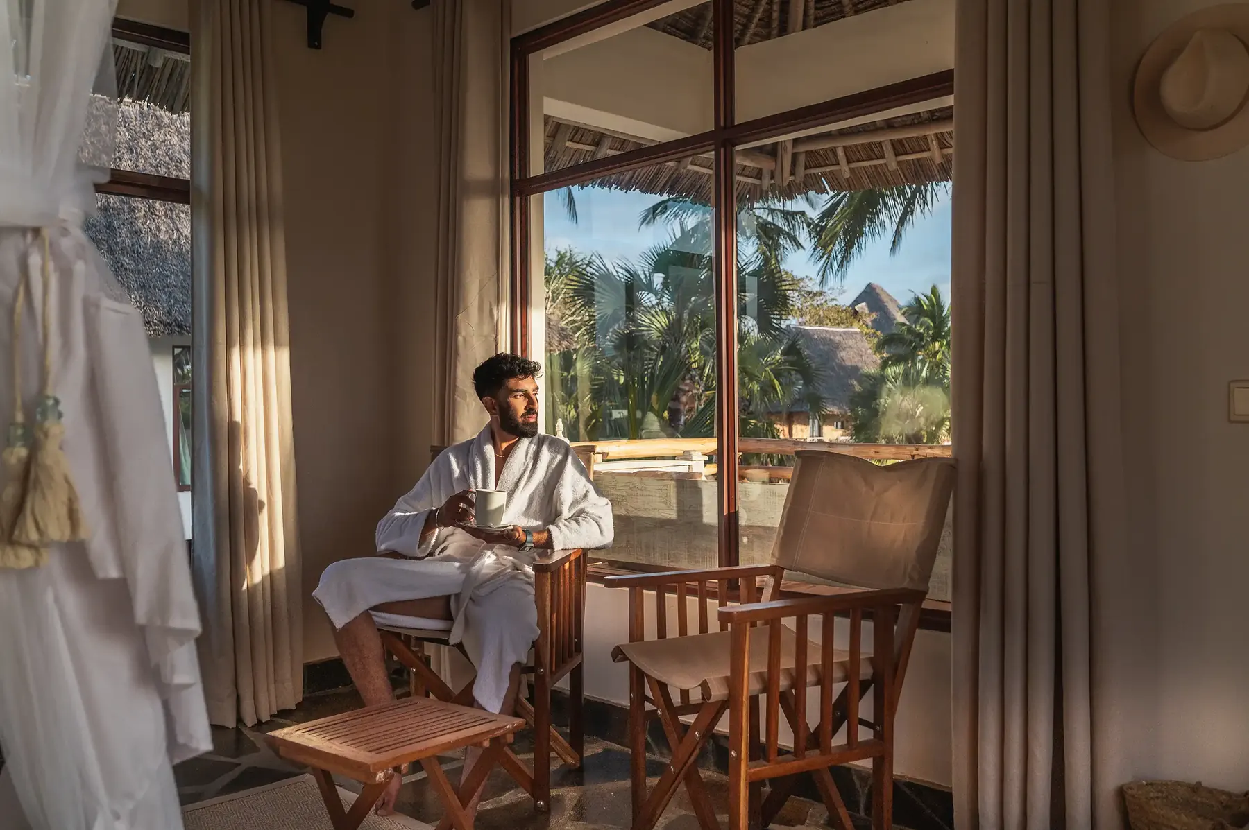 Suite bedroom with lagoon view